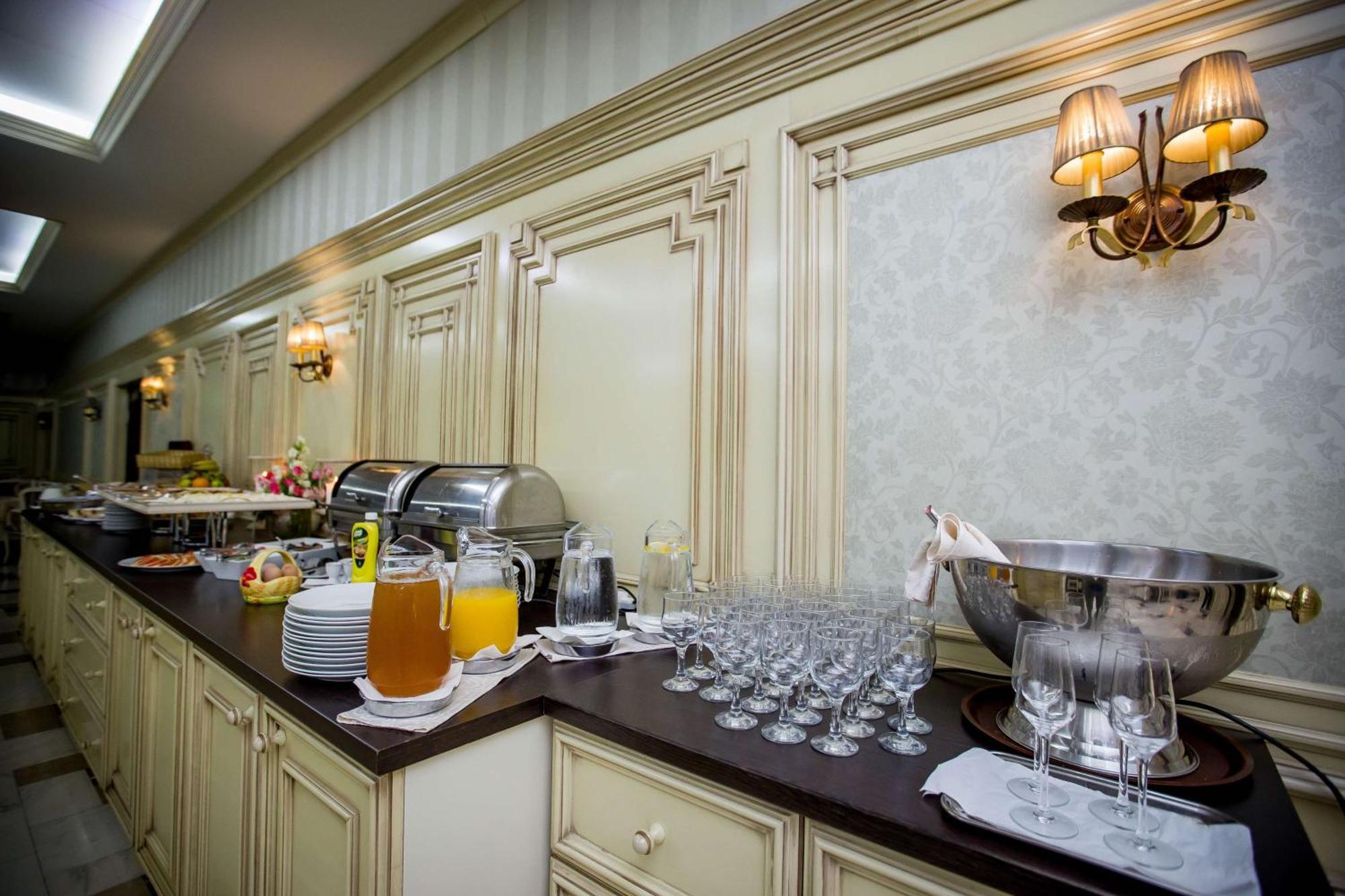 Best Western Central Hotel Arad Dış mekan fotoğraf