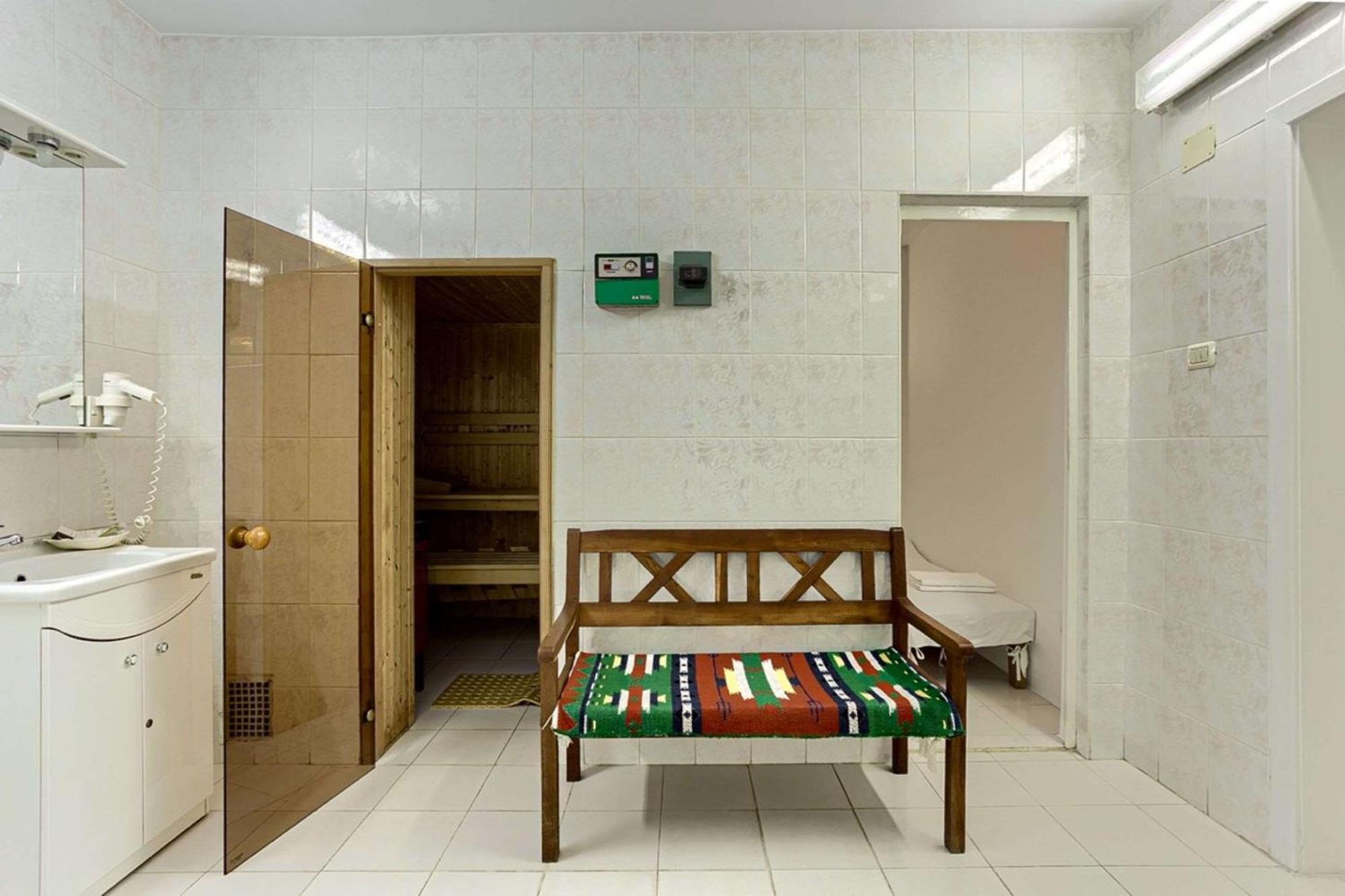 Best Western Central Hotel Arad Dış mekan fotoğraf