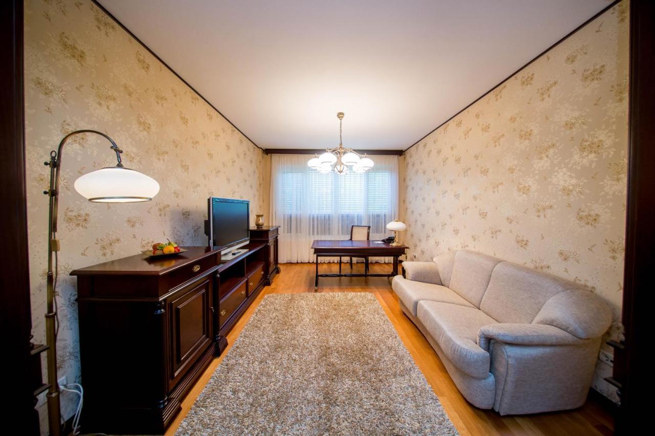 Best Western Central Hotel Arad Dış mekan fotoğraf
